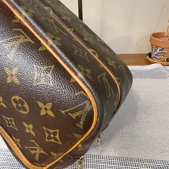 🔥 SOLD 🔥Louis Vuitton Reporter PM - Picture 9 of 16